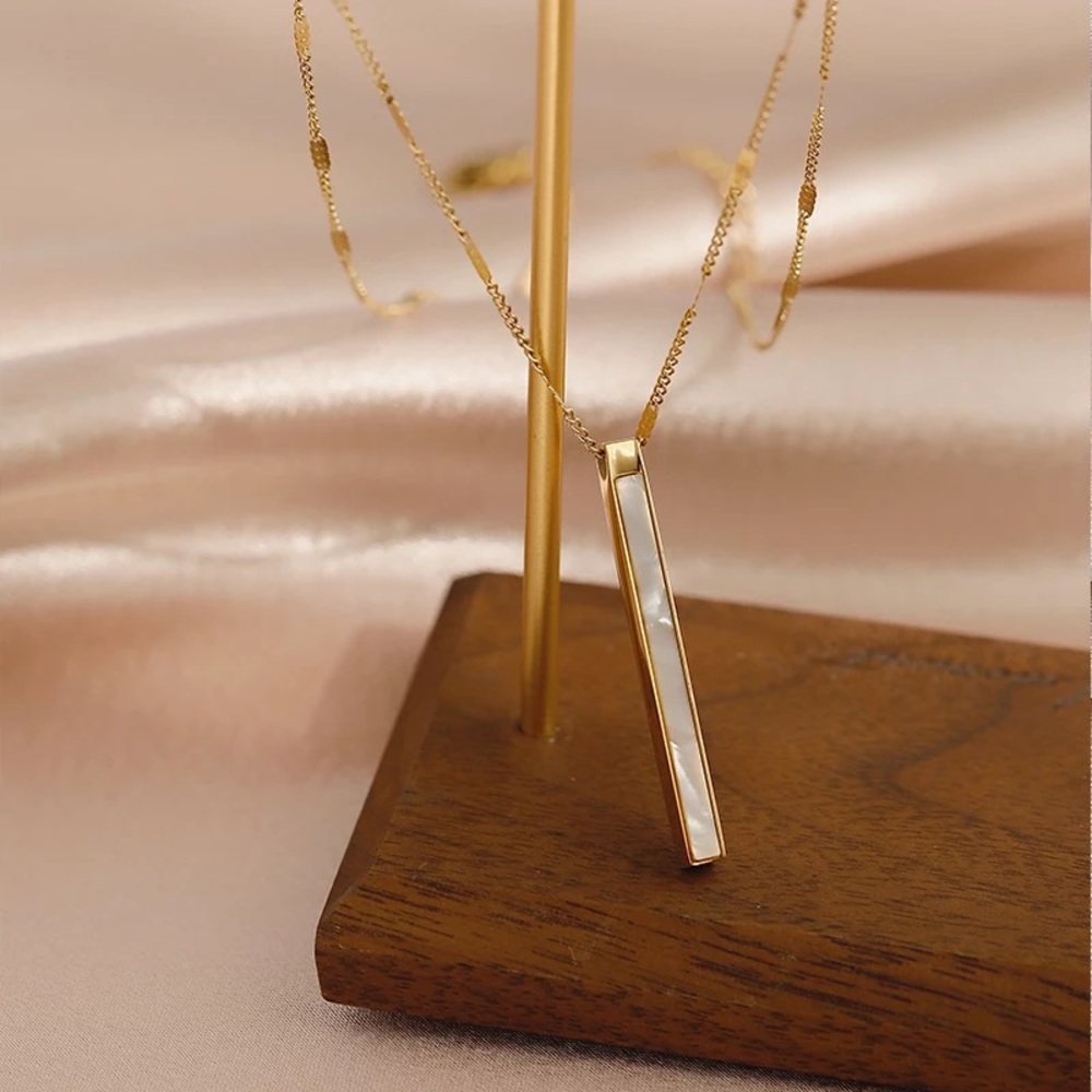 Creamy White Natural Shell Gold Bar Necklace